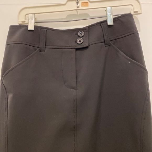 Gorgeous classic black skirt - Picture 4 of 8